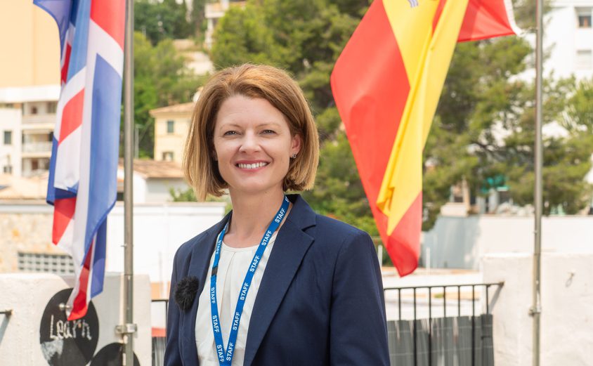 Elizabeth Compton GRB ES flags vertical