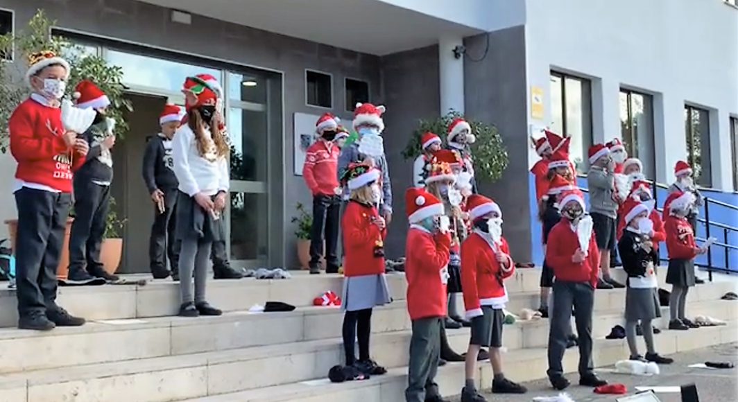 2020 12 22 09 33 16 Year 4 Christmas Concert mp4 VLC media player