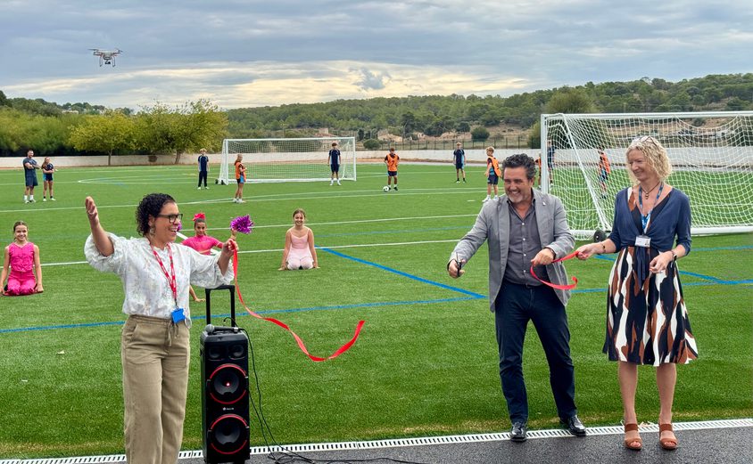 Cutting of the ribbon