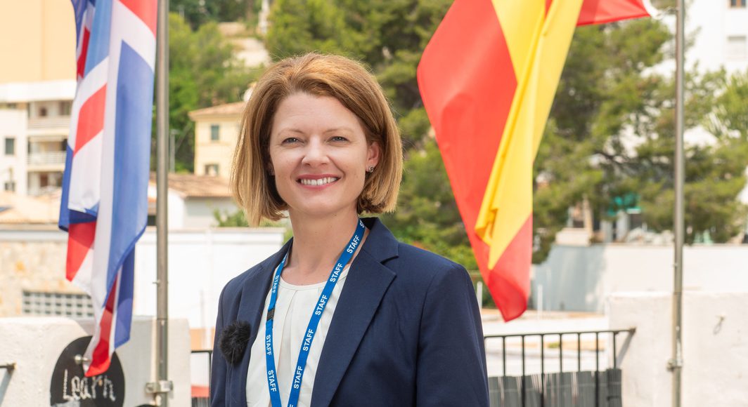 Elizabeth Compton GRB ES flags vertical